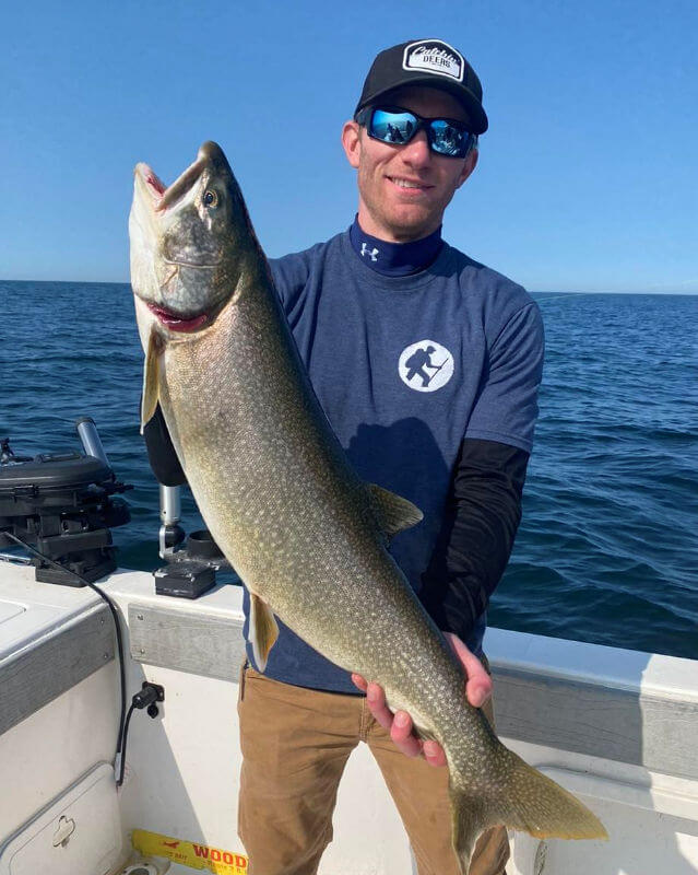 Customers fishing on Lake Ontario Fishing Charter