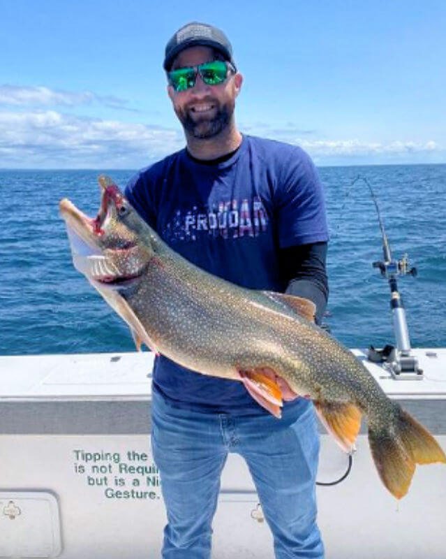 Customers fishing on Lake Ontario Fishing Charter