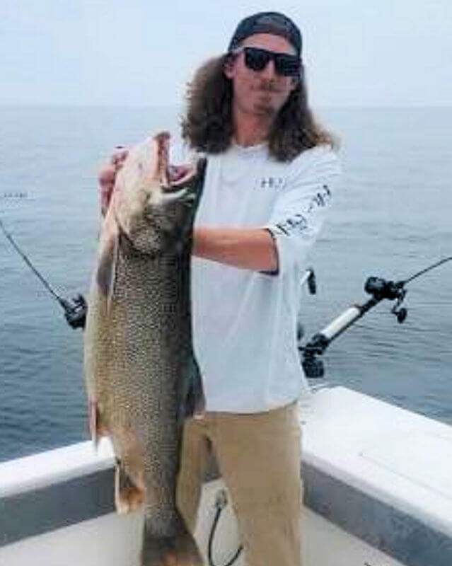 Customers fishing on Lake Ontario Fishing Charter